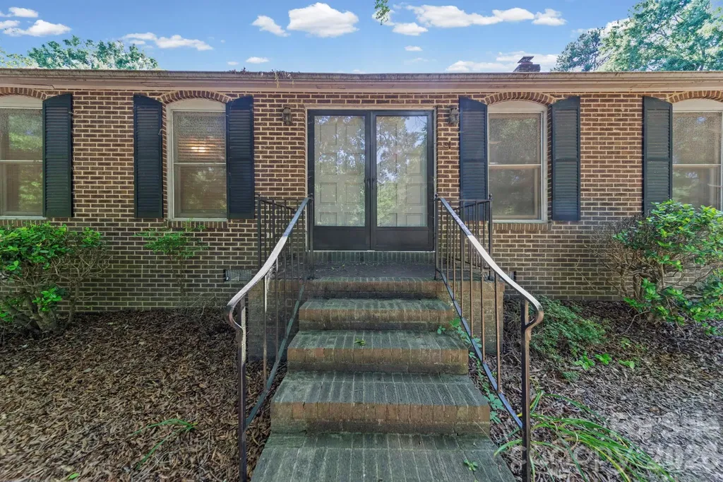 14424 E Rocky River Road Davidson NC 28036