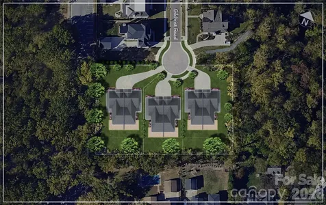 5042 Gilchrist Road Charlotte NC 28211