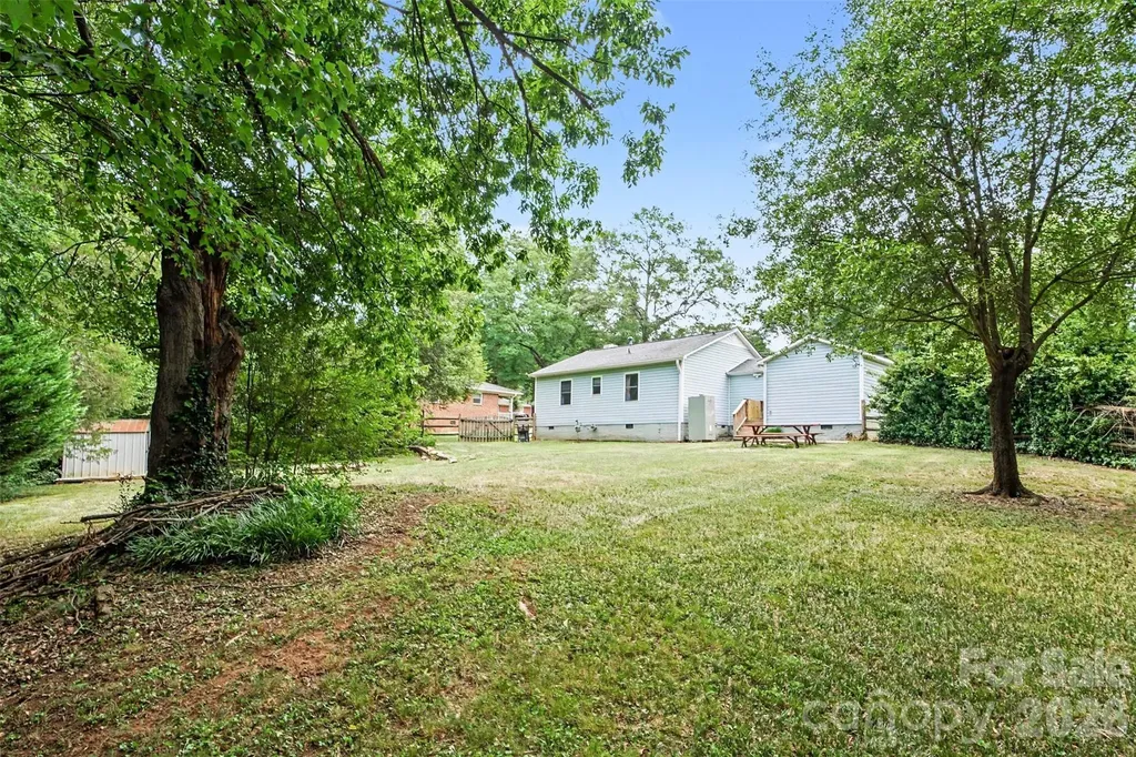 111 Cove Avenue Mount Holly NC 28120