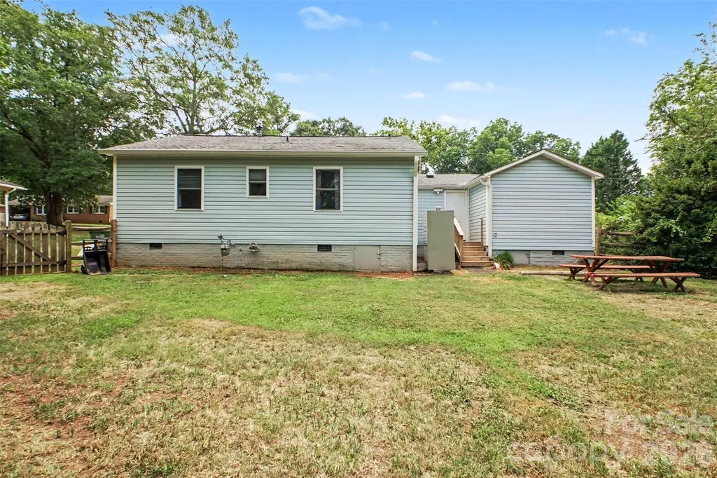 111 Cove Avenue Mount Holly NC 28120