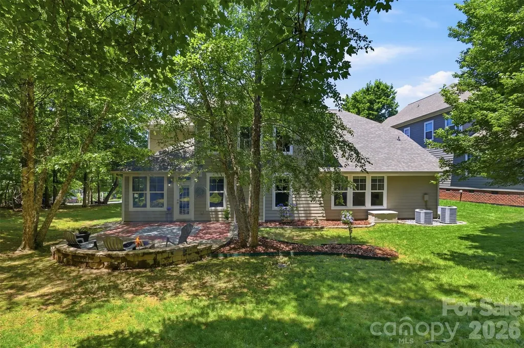 2317 Riverbank Road Waxhaw NC 28173