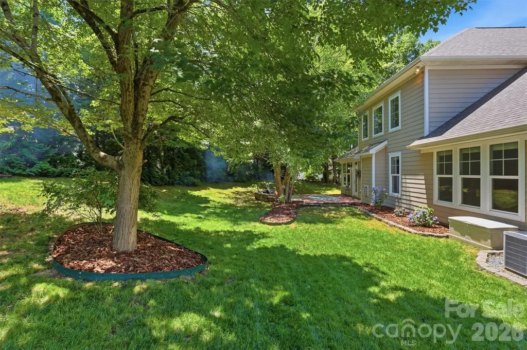 2317 Riverbank Road Waxhaw NC 28173