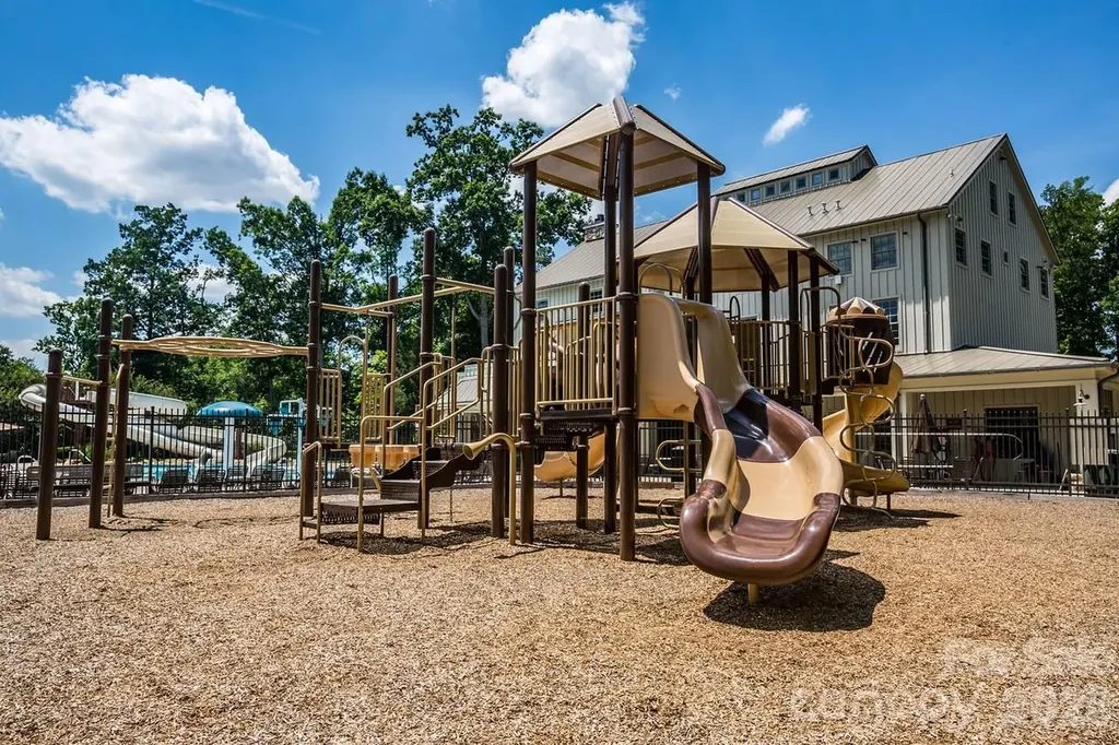 2317 Riverbank Road Waxhaw NC 28173