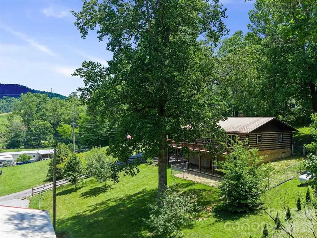 79 Sean Drive Spruce Pine NC 28777