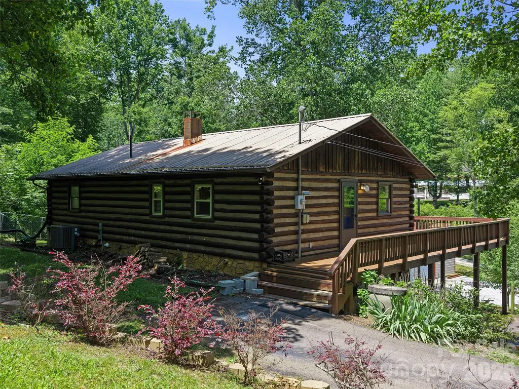 79 Sean Drive Spruce Pine NC 28777