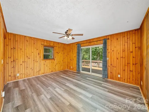 79 Sean Drive Spruce Pine NC 28777
