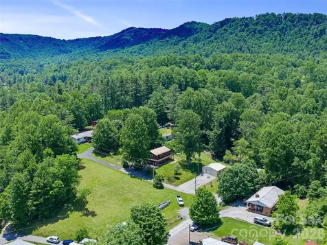 79 Sean Drive Spruce Pine NC 28777