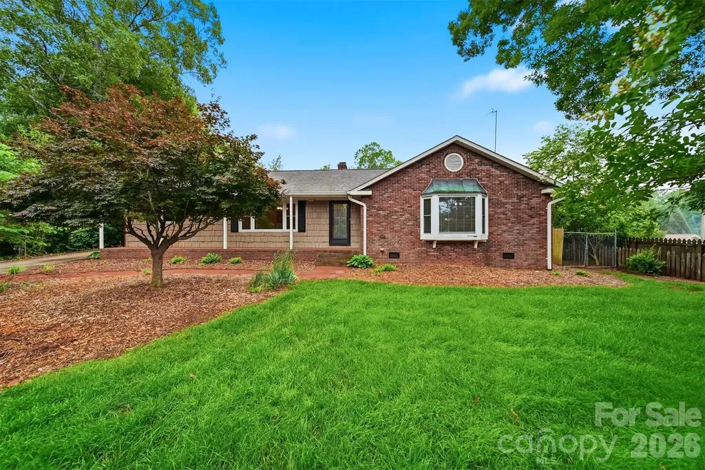 1085 19th Avenue Place NW Hickory NC 28601