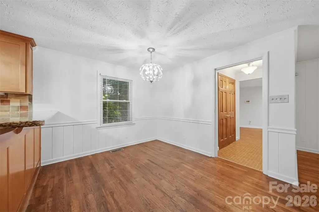 1085 19th Avenue Place NW Hickory NC 28601