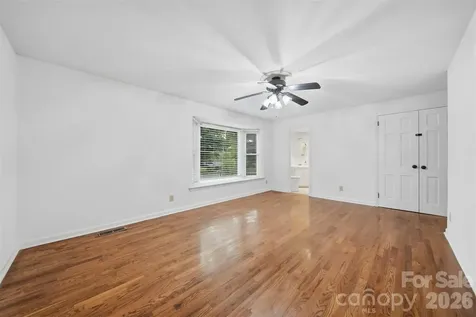 1085 19th Avenue Place NW Hickory NC 28601