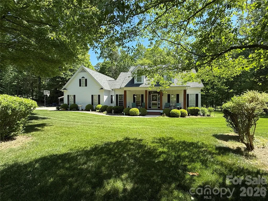 2230 Wedgewood Drive Matthews NC 28104