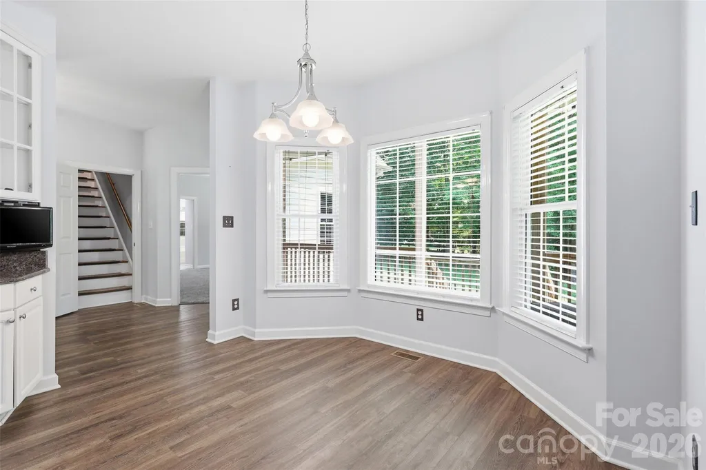 2230 Wedgewood Drive Matthews NC 28104