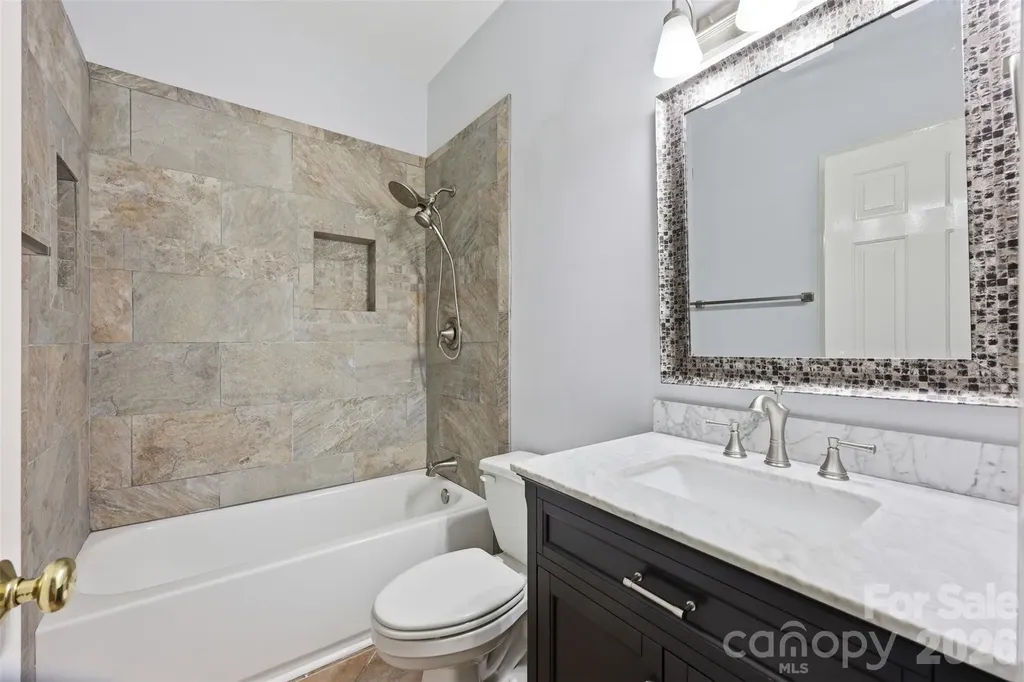 2230 Wedgewood Drive Matthews NC 28104
