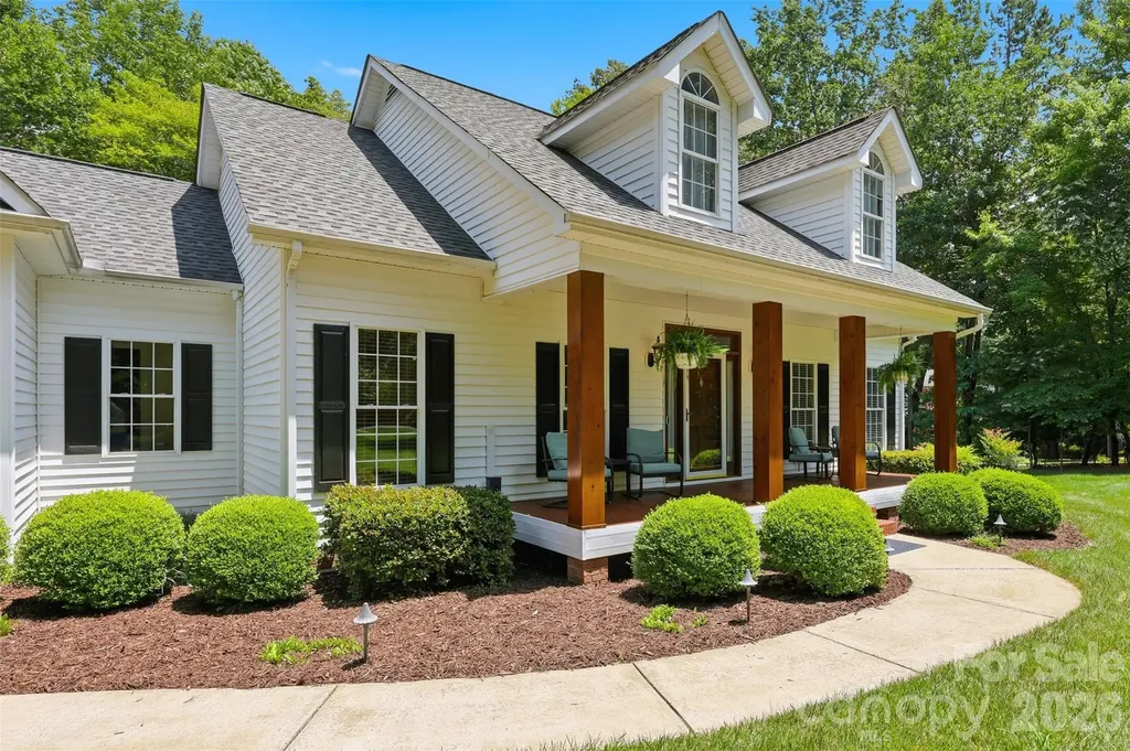 2230 Wedgewood Drive Matthews NC 28104