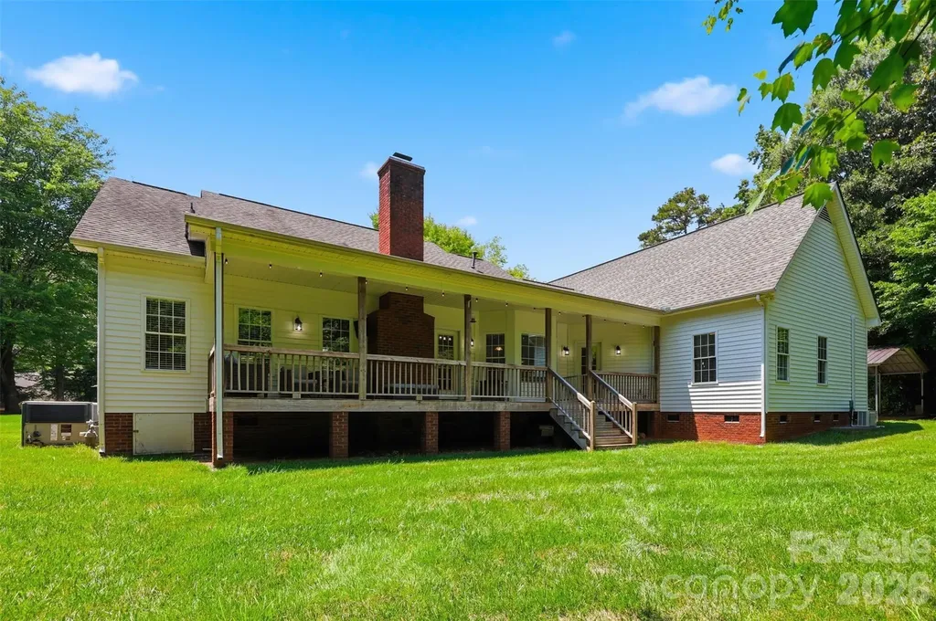 2230 Wedgewood Drive Matthews NC 28104