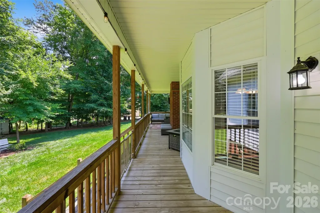 2230 Wedgewood Drive Matthews NC 28104