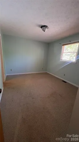 132 Haynes Street Hendersonville NC 28791