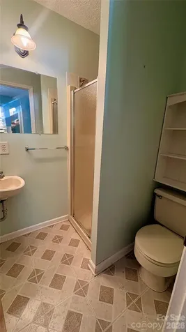 132 Haynes Street Hendersonville NC 28791