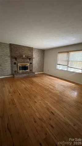 132 Haynes Street Hendersonville NC 28791