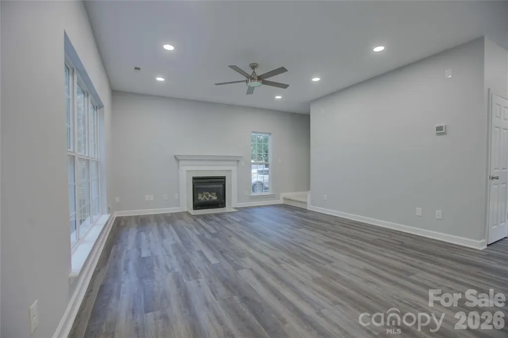 520 Grantham Lane Charlotte NC 28262