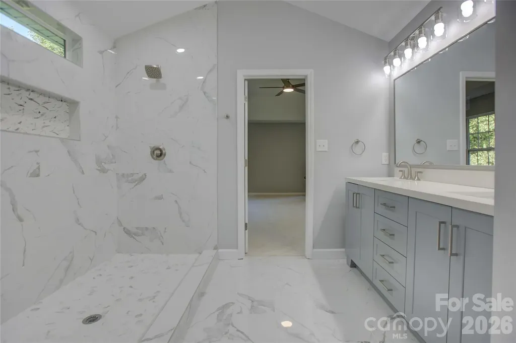 520 Grantham Lane Charlotte NC 28262