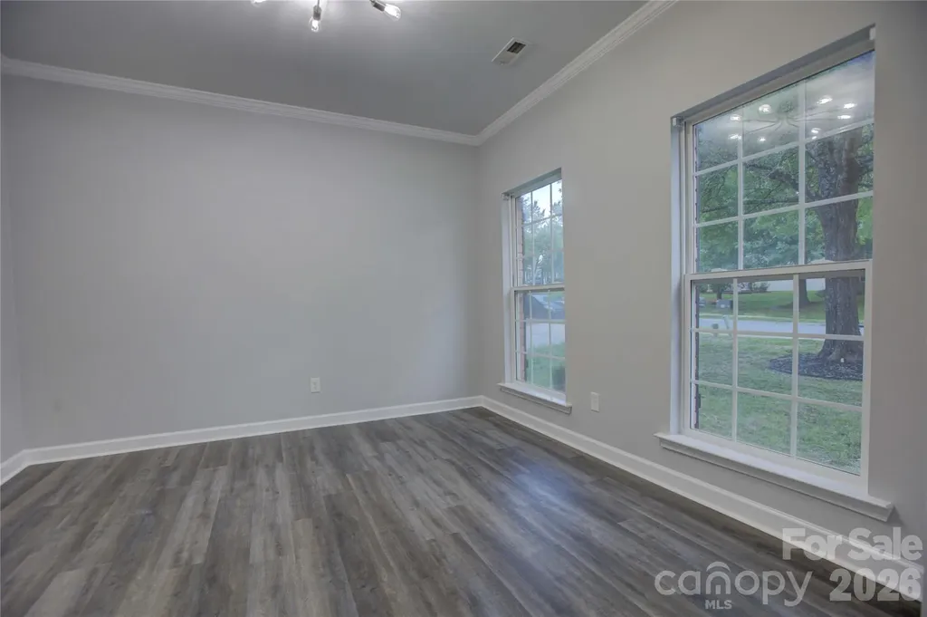 520 Grantham Lane Charlotte NC 28262