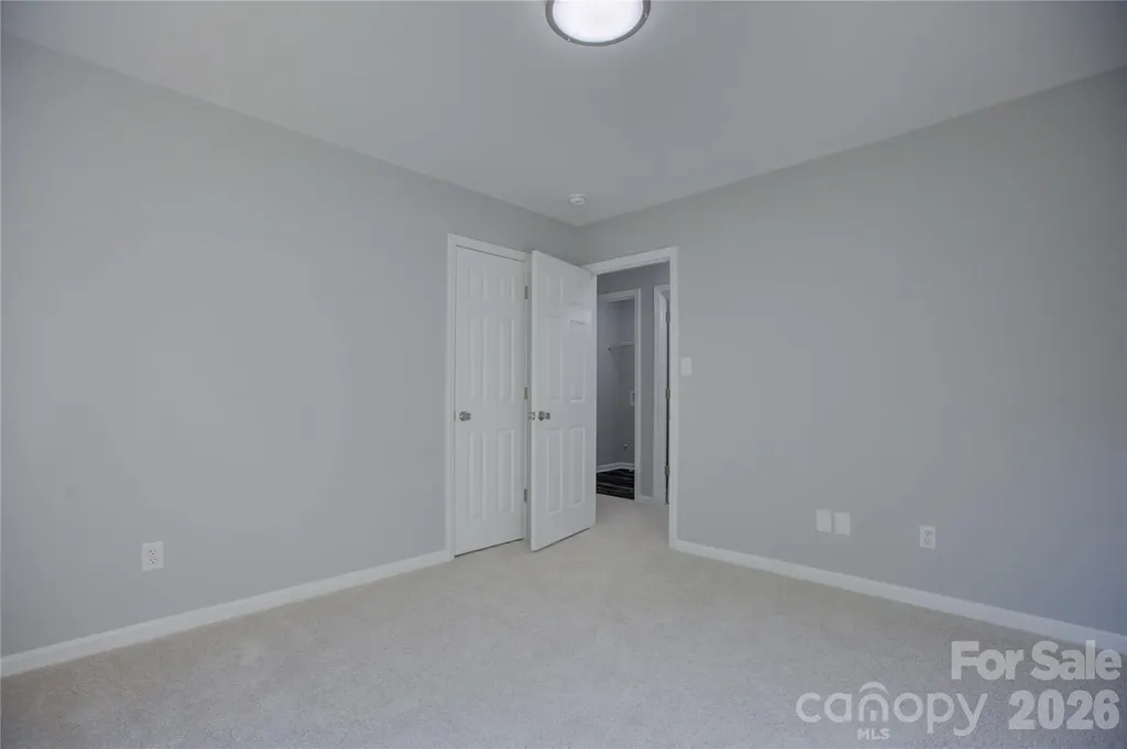 520 Grantham Lane Charlotte NC 28262