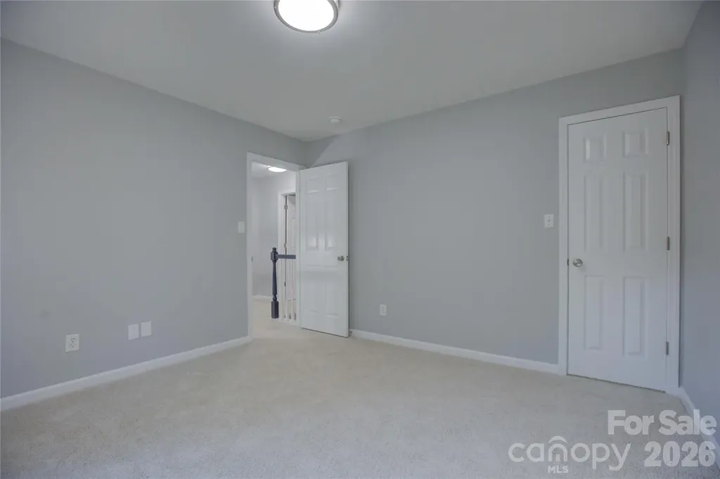 520 Grantham Lane Charlotte NC 28262
