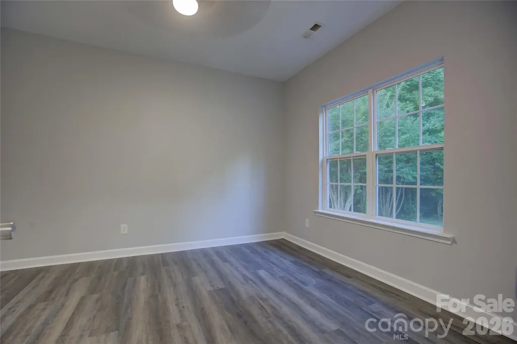 520 Grantham Lane Charlotte NC 28262