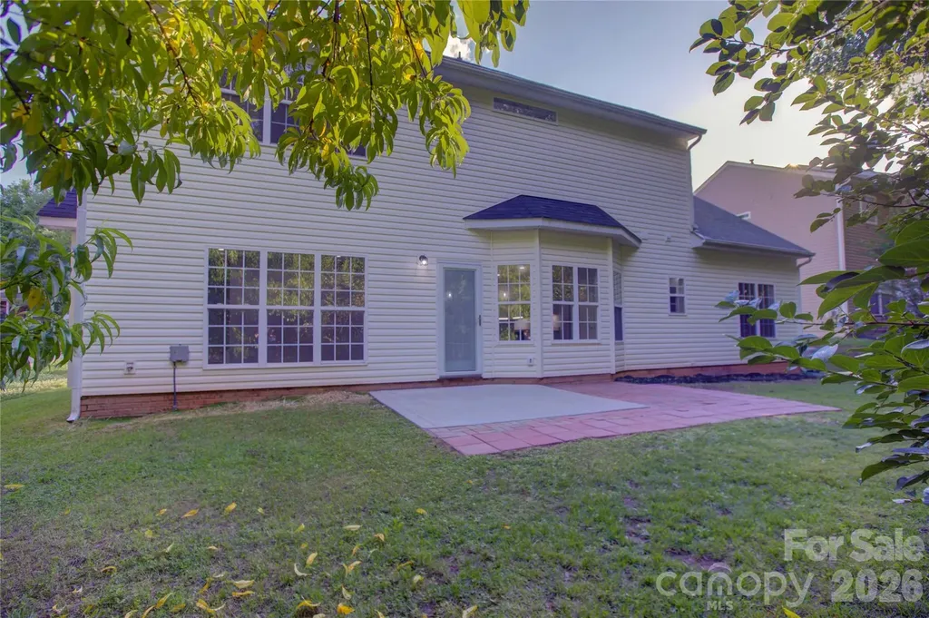 520 Grantham Lane Charlotte NC 28262