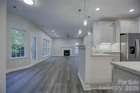 520 Grantham Lane Charlotte NC 28262