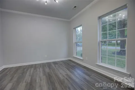 520 Grantham Lane Charlotte NC 28262