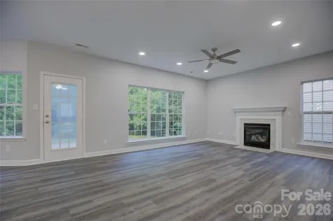 520 Grantham Lane Charlotte NC 28262