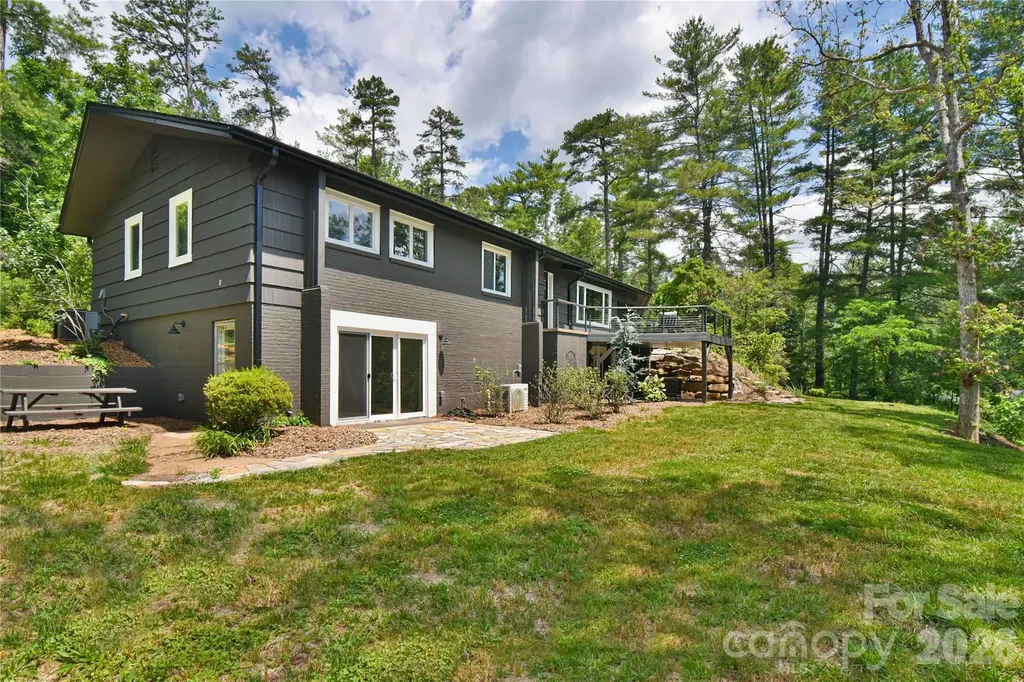 Asheville NC, 351 Windsor Road