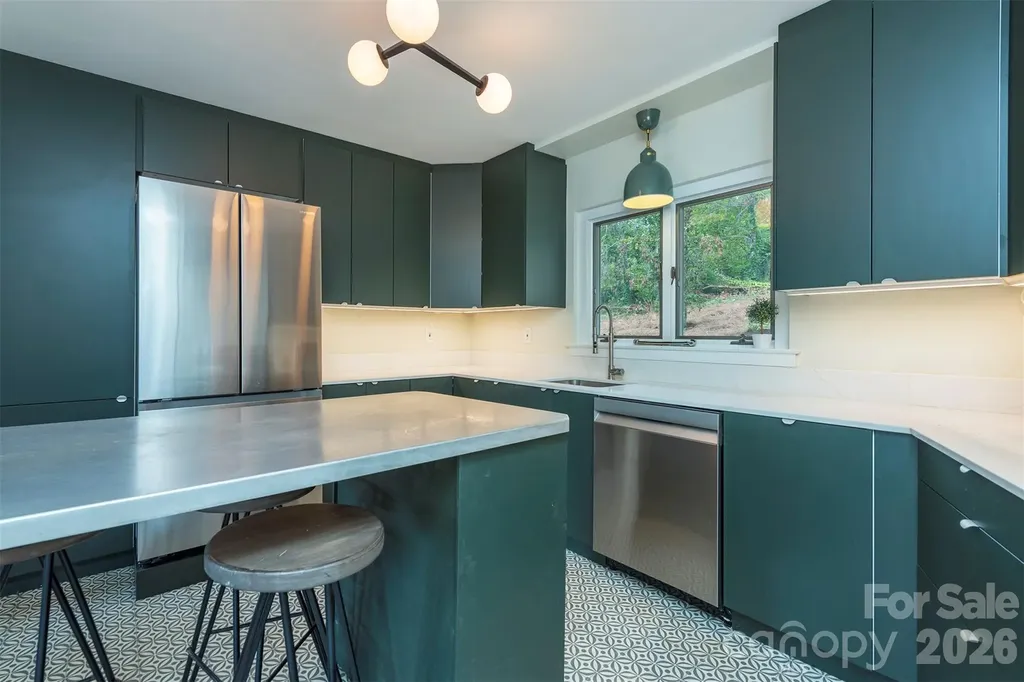 351 Windsor Road Asheville NC 28804