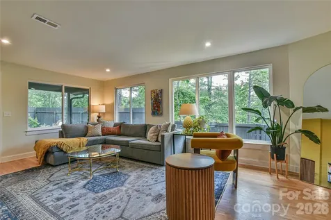 351 Windsor Road Asheville NC 28804