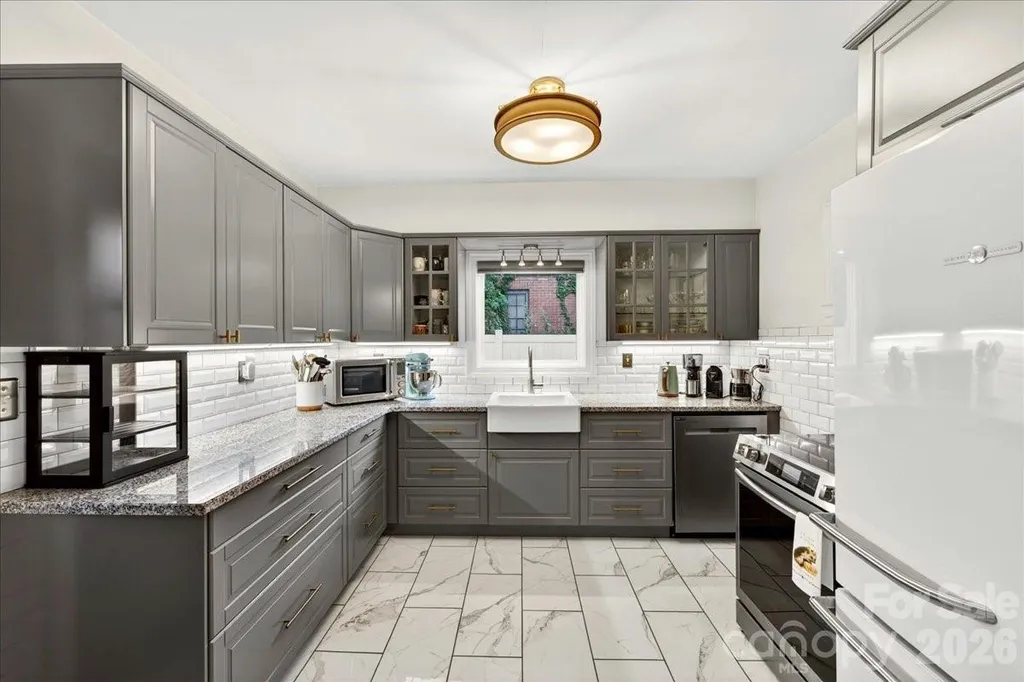 2225 Ashley Road Charlotte NC 28208