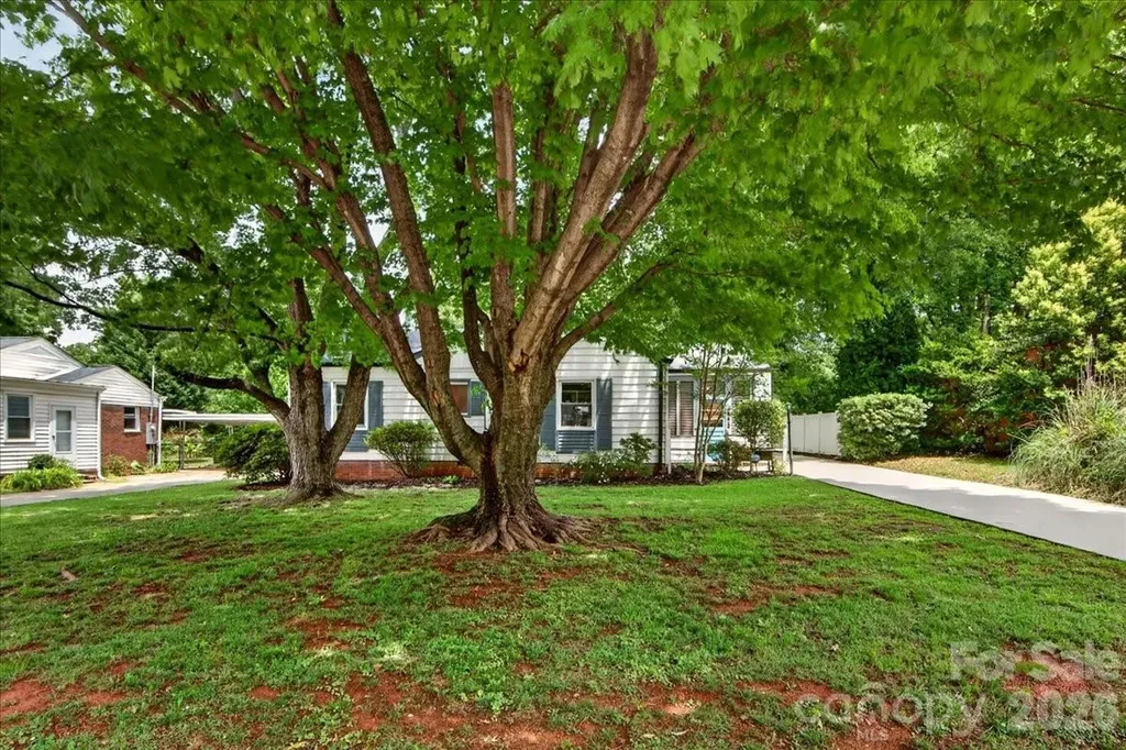 2225 Ashley Road Charlotte NC 28208