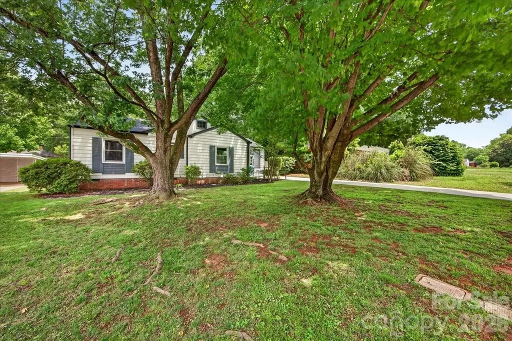 2225 Ashley Road Charlotte NC 28208