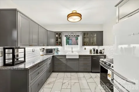 2225 Ashley Road Charlotte NC 28208