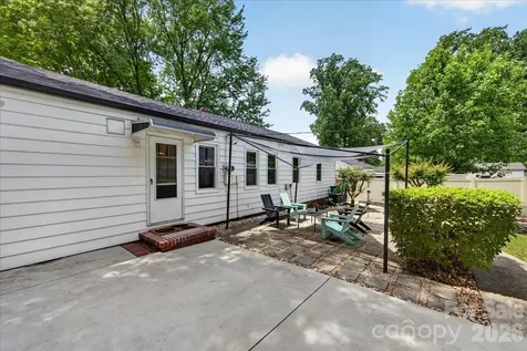 2225 Ashley Road Charlotte NC 28208