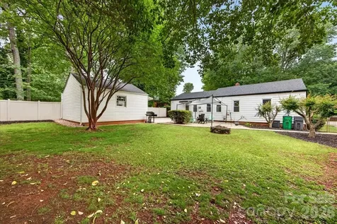 2225 Ashley Road Charlotte NC 28208