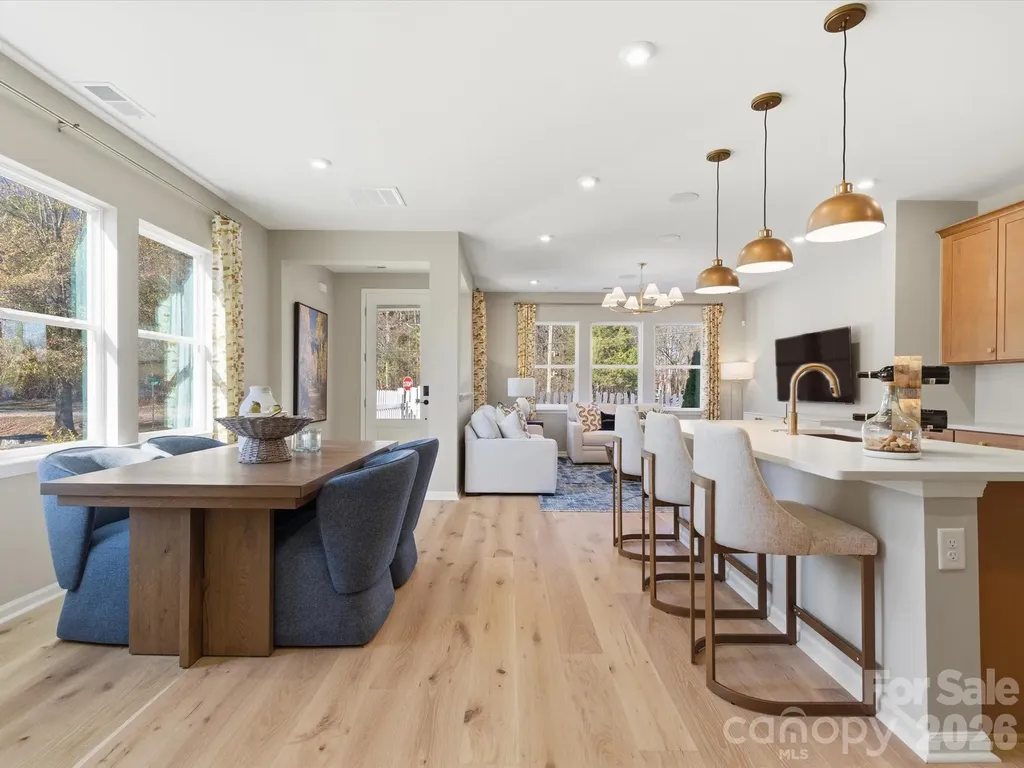 7215 Archimedes Lane Charlotte NC 28216