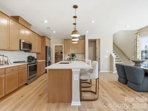 7215 Archimedes Lane Charlotte NC 28216