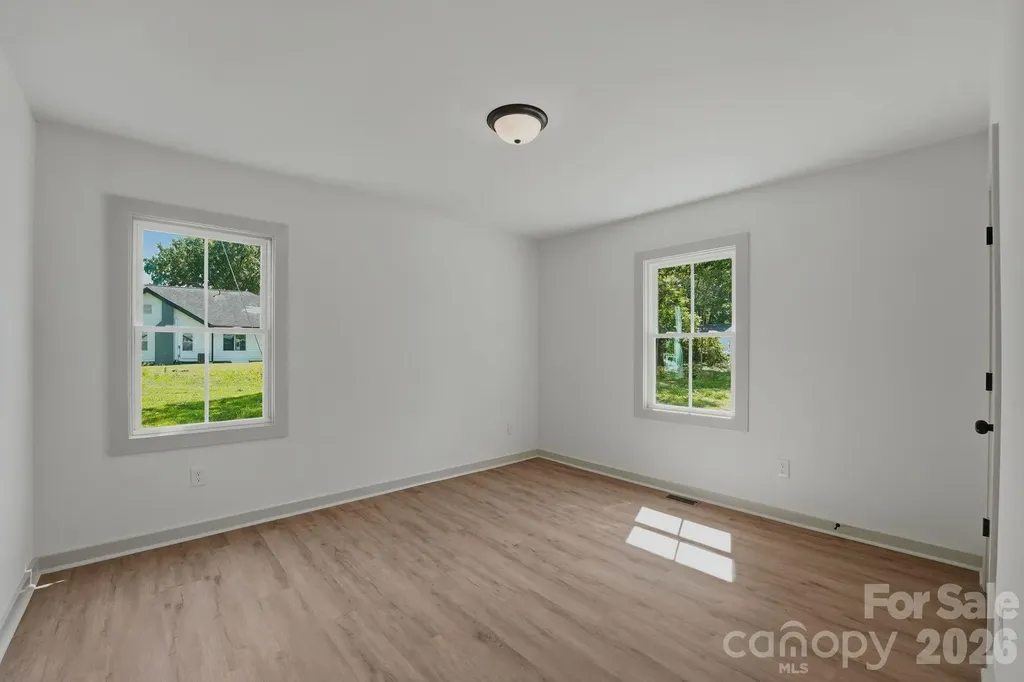 417 Linwood Road Gastonia NC 28052