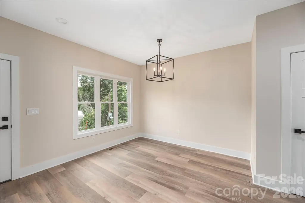 31 Elkwood Avenue Asheville NC 28804