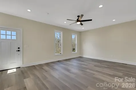31 Elkwood Avenue Asheville NC 28804