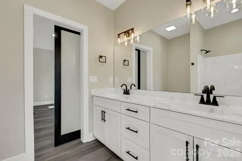 31 Elkwood Avenue Asheville NC 28804