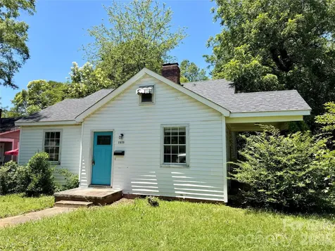 2825 Parkway Avenue Charlotte NC 28208