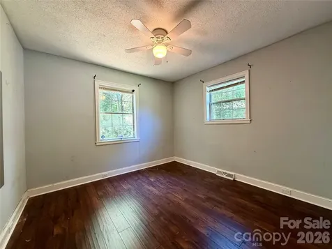 2825 Parkway Avenue Charlotte NC 28208